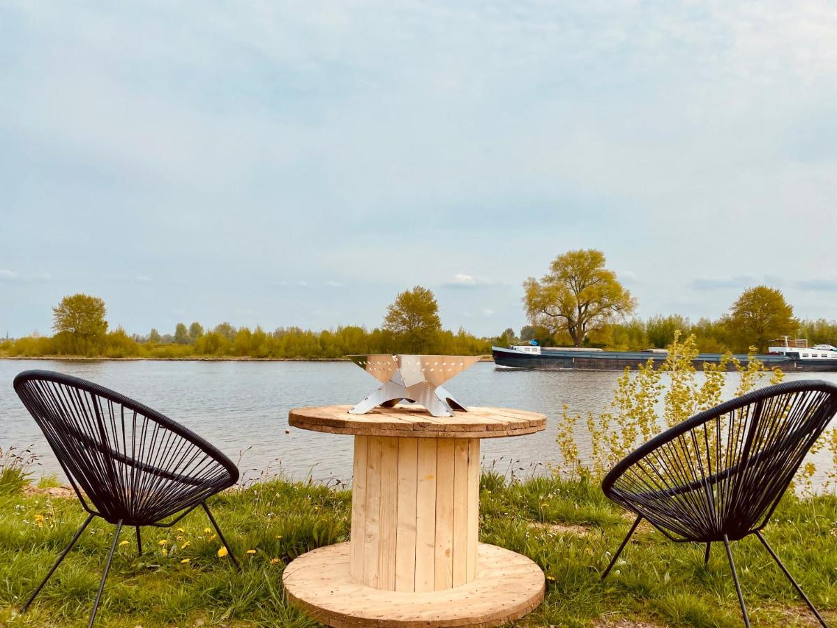 Luxury Suite Heerewaarden Exterior foto